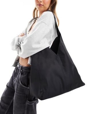 nylon shoulder bag in black