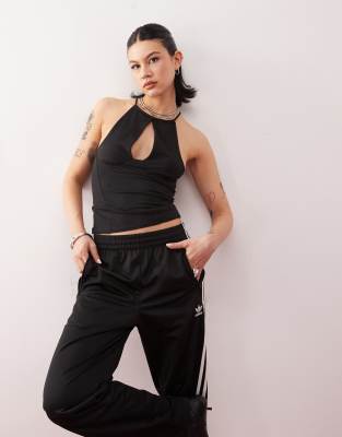 Weekday – Oberteil in Schwarz mit gerafftem Neckholder und Kordelzug - view 1