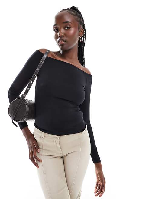 New Off-The-Shoulder Long-Sleeved T-Shirt New Off-The-Shoulder Long-Sleeved T-Shirt