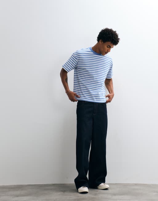 Weekday - Offwhite oversized T-shirt med blå striber og firkantet pasform - Kun hos ASOS, 2 af 5