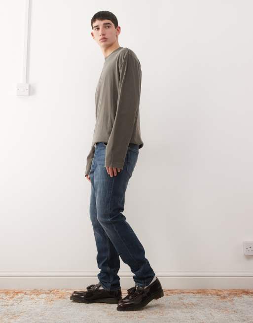 Weekday – Orion – Schmale, gerade geschnittene Jeans in verwaschenem Mittelblau, 2 von 5
