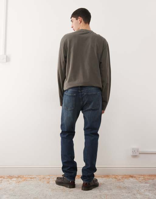 Weekday – Orion – Schmale, gerade geschnittene Jeans in verwaschenem Mittelblau, 3 von 5