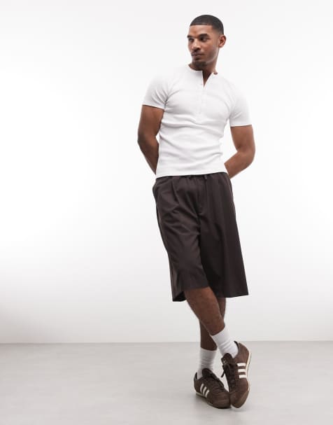 Weekday – Oversize-Anzug-Shorts in meliertem Dunkelbraun - view 1