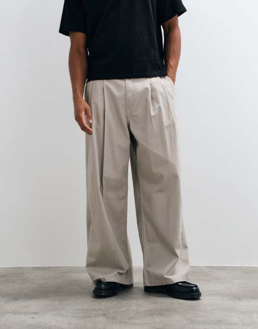 Weekday Oversize-Chinohose mit weitem Bein und Bundfalten in hellem Taupe, 3 von 5
