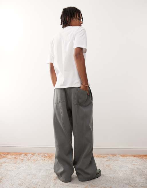 Weekday – Oversize-Jogginghose in Dunkelgrau mit weitem Bein und sichtbaren Nähten, Kombiteil, 4 von 5