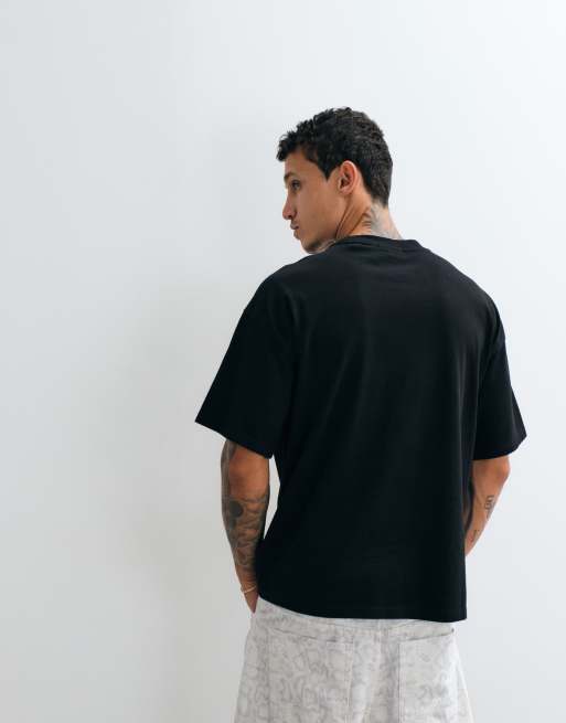 Weekday oversized boxy t-shirt with Karma graphic print in black, 3 of 5