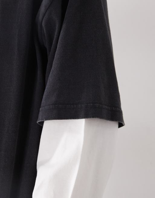Weekday - Oversized gelaagd T-shirt in zwart met gebroken witte contrasterende mouwen, 5 van 5