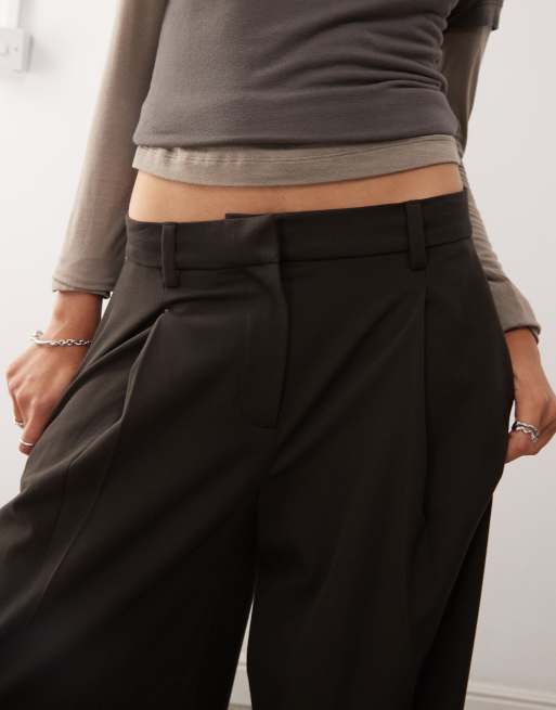 Weekday - Oversized geplooide broek met wijde pijpen in gemêleerd bruin grijs, 2 van 5