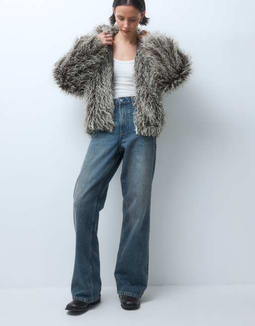 Weekday oversized jacka i fuskpäls med huva i grått, 3 av 5