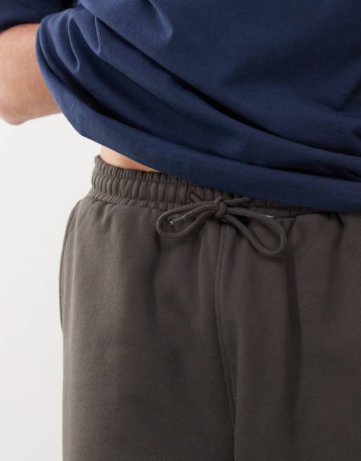 Weekday oversized jersey shorts in dark mole, 5 of 5
