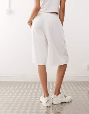 Weekday Oversized Jersey Shorts In White