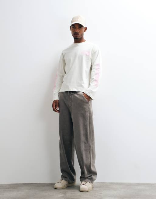 Weekday oversized långärmad t-shirt med rosa grafik i vitt, 3 av 5
