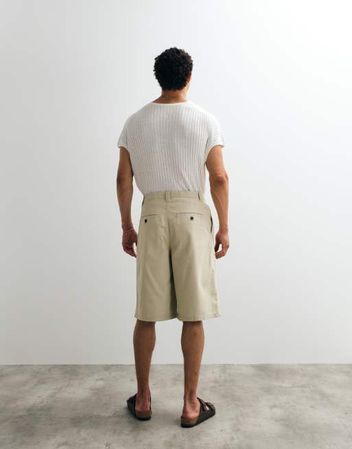 Weekday - Oversized lange chinoshort in beige, 4 van 7