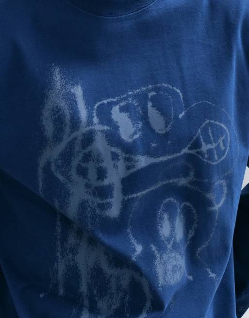 Weekday oversized langærmet T-shirt med tegneserieprint i blå, 4 af 5