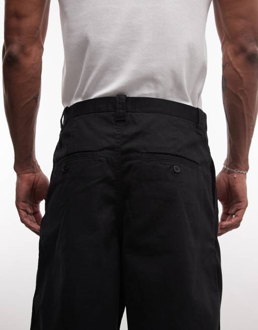 Weekday oversized long chino shorts in black, 4 of 5