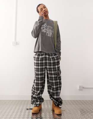 WEEKDAY OVERSIZED LONG SLEEVE T-SHIRT WITH CUT AND SEW VARSITY GRAPHIC PRINT 