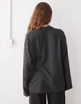 Weekday Oversized Long Sleeve T-shirt With New Beginning Graphic Print In Black