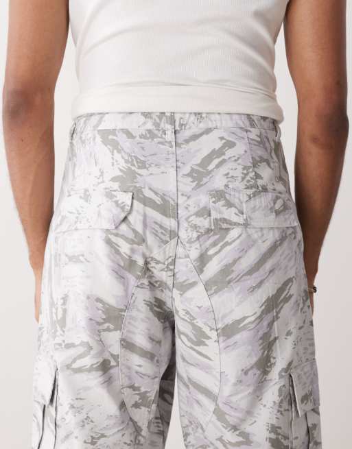 Weekday - Oversized råhvide cargobukser med grafisk print, 5 af 5