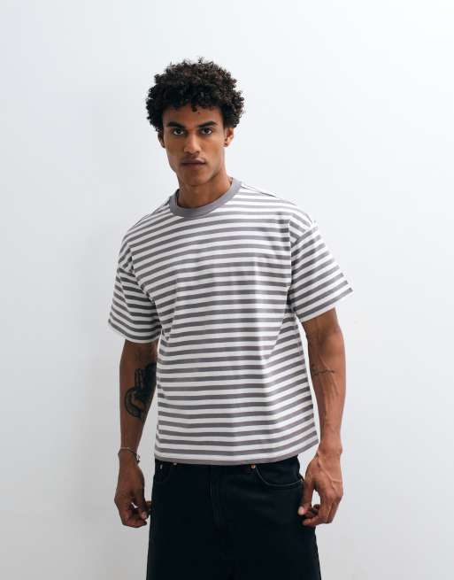 Weekday - Oversized recht T-shirt met strepen in grijs en gebroken wit, exclusief bij ASOS, 2 van 5