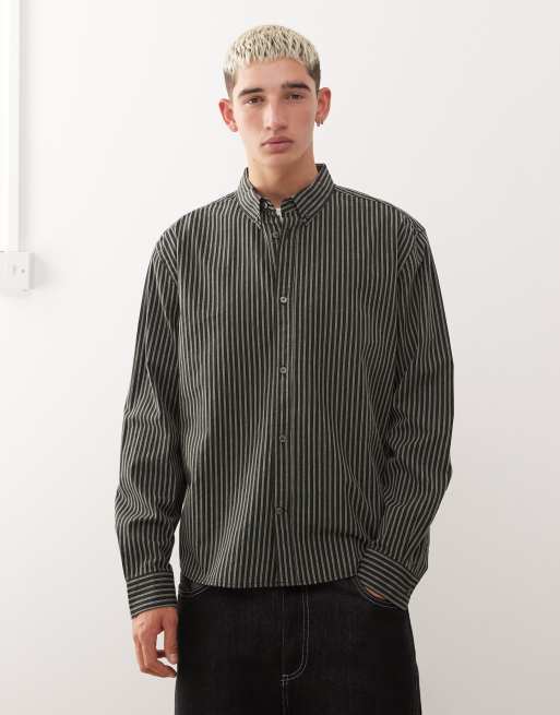 Weekday - Oversized skjorte med lange ærmer og grå/sorte striber