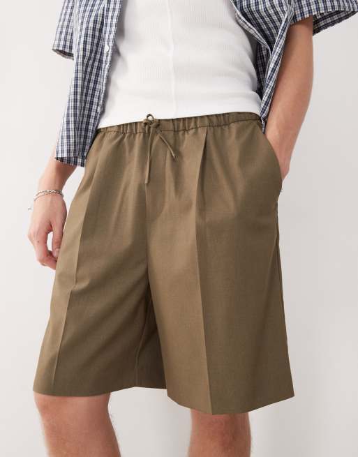 Weekday oversized smart shorts with elastic waist in khaki, 2 of 5