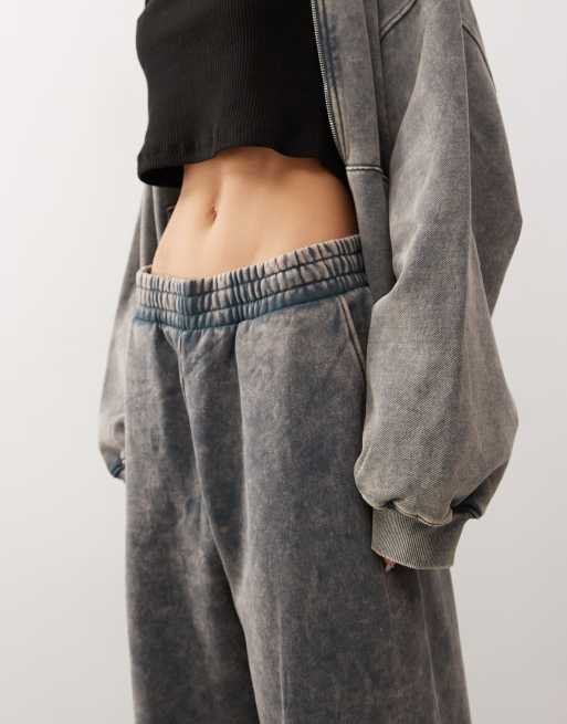 Weekday oversized sweatpants in blue acid wash - part of a set, 2 of 5