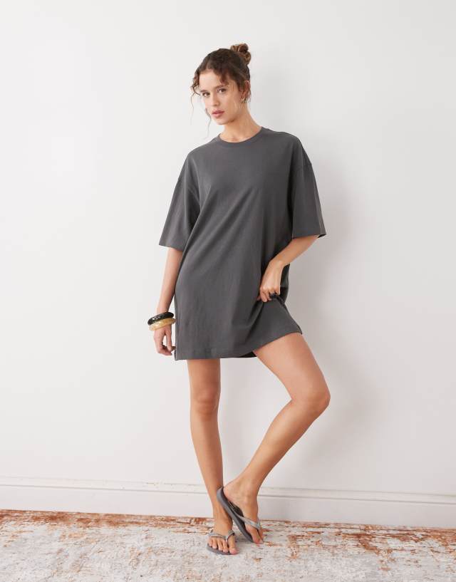 grey oversized t shirt dress Weekday - T-Shirt - Women - Cotton knee length t shirt dress