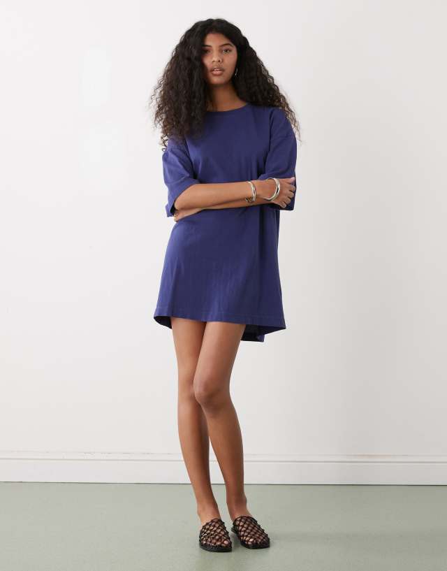 blue t shirt dress Weekday - Oversized T-Shirt - Women - Cotton - S shirt dress in dark baby_girl_dress Black Rhinestone Strap Short Pre-Set Configuration:3pcs Set