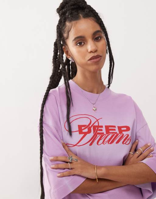 Weekday oversized t-shirt with deep dreams graphic print in pink and lilac spray wash, 3 of 4
