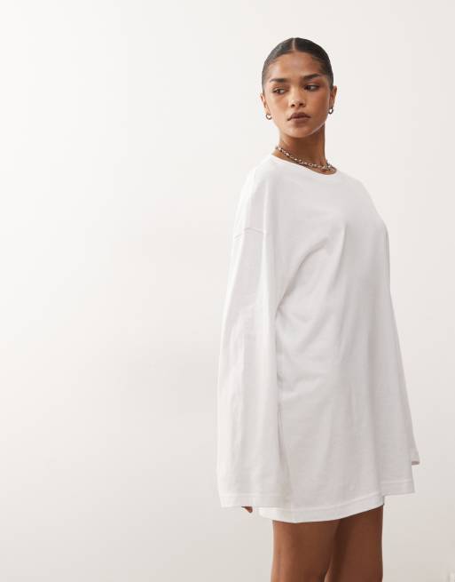Weekday - Oversized T-shirtjurk met lange mouwen in wit, 2 van 4