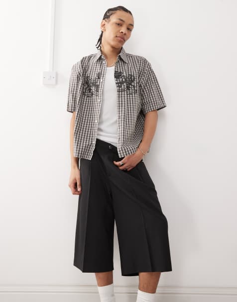 Weekday oversized tailored jorts in black - view 1
