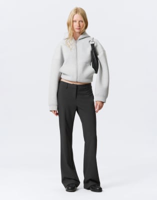 Weekday - Pantalon habillé légèrement évasé - Gris foncé-Noir