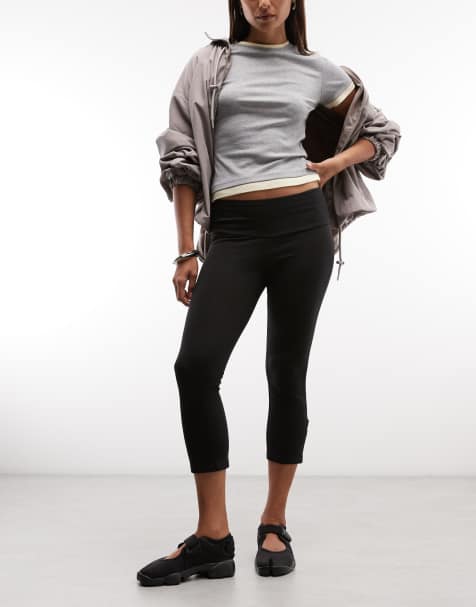 Weekday pantalones capri con cremallera lateral oculta en negro - view 1