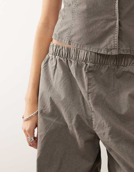 Weekday - Pantaloni a palloncino extra larghi grigio slavato in coordinato, 4 di 5