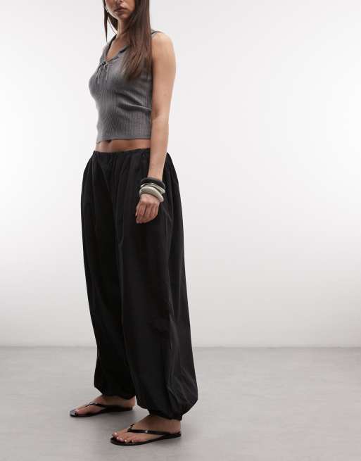 Weekday - Pantaloni a palloncino neri a pieghe, 2 di 5