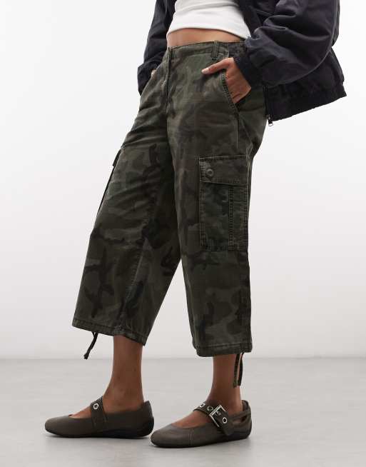 Weekday pantaloni cargo cropped in ripstop con stampa mimetica, 2 di 5