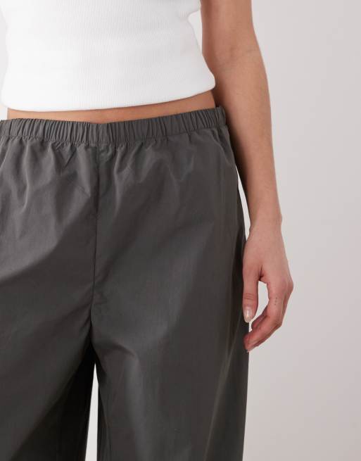 Weekday - Pantaloni sportivi a palloncino color grigio scuro, 4 di 5