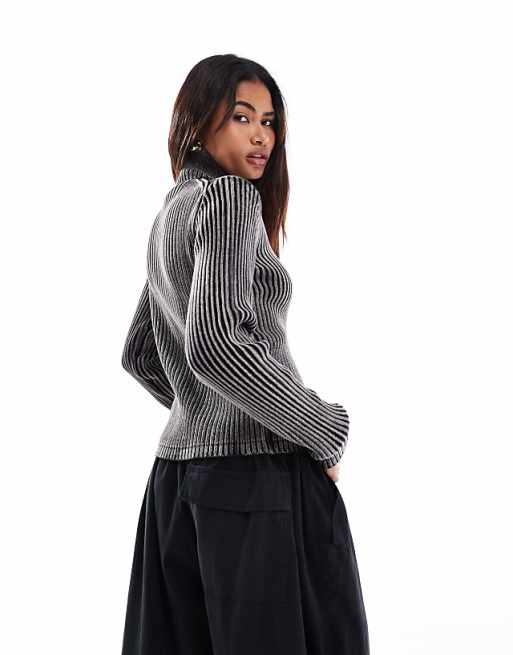 Weekday Panther chunky ribbed zip up cardigan in washed gray Weekday Panther chunky ribbed zip up cardigan in washed gray