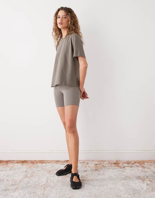 Weekday – Perfect – Grå t-shirt med boxig passform, 2 av 4