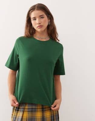 Weekday - Perfect - Kastiges T-Shirt in Dunkelgrün