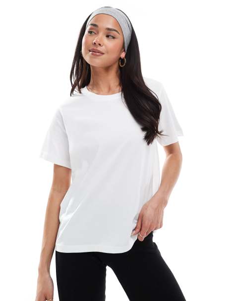 Weekday - Perfect - Ruimvallend T-shirt in wit - view 1