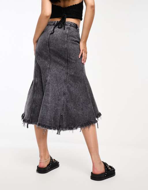 Weekday - Pim - Gonna di jeans midi svasata nero slavato con orlo grezzo, 2 di 4