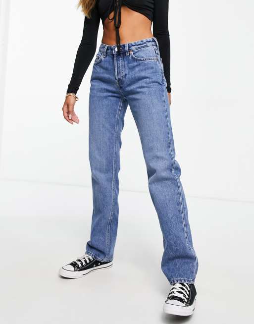 Kom forbi for at vide det telt Arena Weekday Pin mid rise straight leg jean in harper blue | ASOS