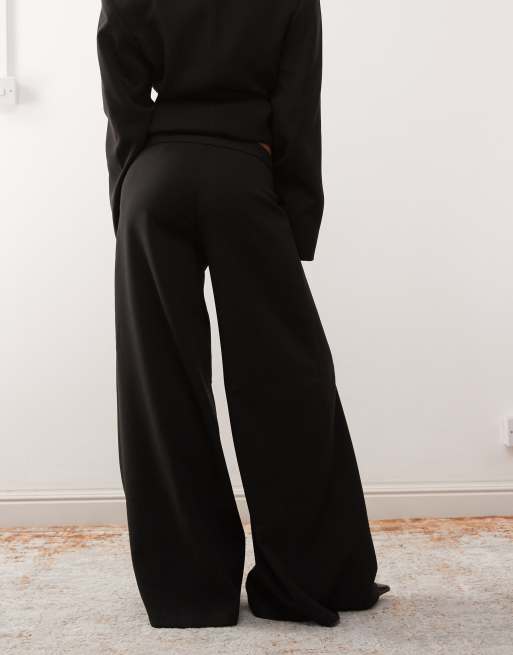 Weekday premium co-ord flared tailored trousers with front pleats in black, 4 of 5