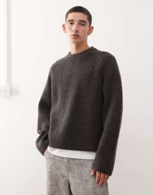 Weekday - Pull bicolore en laine mélangée côtelée avec manches raglan - Taupe foncé/noir-Gris