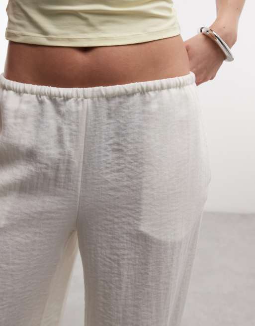 Weekday pull on wide leg crinkle trousers in white exclusive to ASOS, 4 of 5