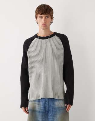 Weekday - Pull raglan coupe carrée - Noir et gris | ASOS