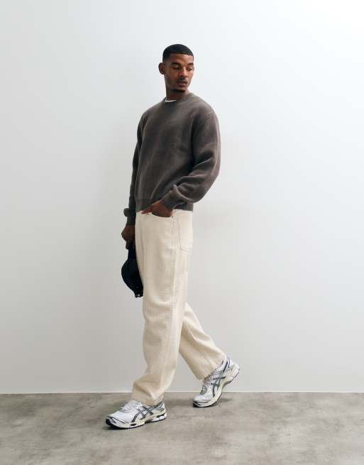 Weekday – Pullover in dunklem Maulwurfbraun, exklusiv bei ASOS, 2 von 5