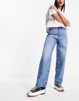 Weekday Rail mid rise baggy fit jeans in seventeen blue wash - ASOS Price Checker