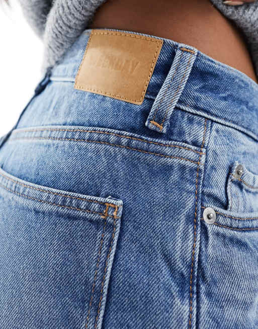 Weekday Rail mid waist loose fit straight leg jeans in seventeen blue, 5 of 5